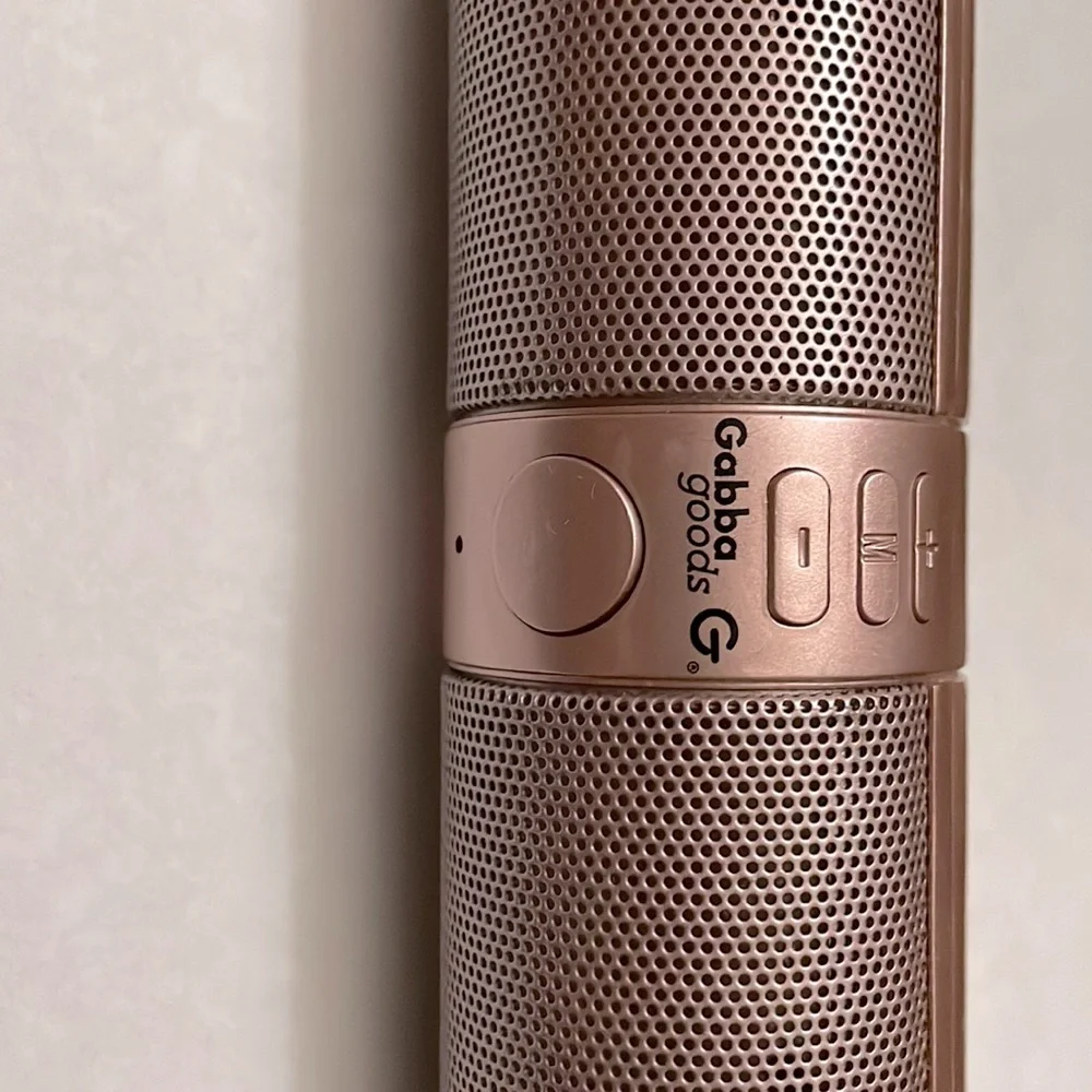 ROSE gold Gabba Goods Speaker - Picture 1 of 3